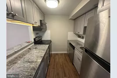 21 Park Vallei Lane #21, Brookhaven, PA 19015 - Photo 6