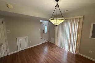 21 Park Vallei Ln, Brookhaven, PA 19015 - Photo 2