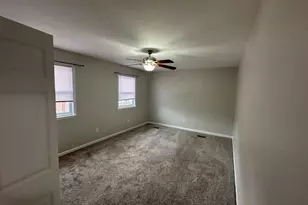 21 Park Vallei Ln, Brookhaven, PA 19015 - Photo 20