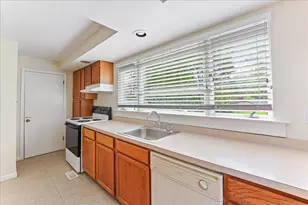 310 Cedar Ln, Wallingford, PA 19086 - Photo 30