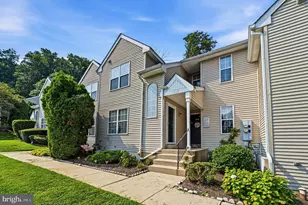 349 Cashel Ct, Aston, PA 19014 - Photo 2