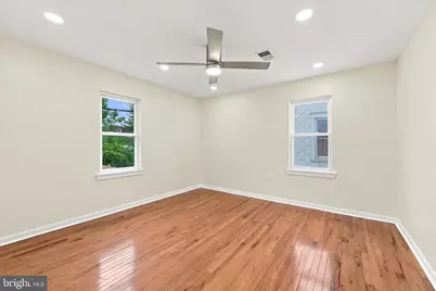 210 Marshall Avenue, Darby, PA 19023 - Photo 8