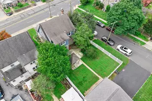 300 E Township Line Rd, Havertown, PA 19083 - Photo 58