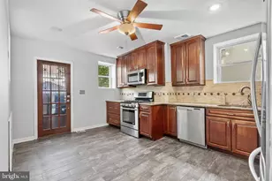 300 E Township Line Rd, Havertown, PA 19083 - Photo 14