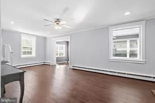 300 E Township Line Rd, Havertown, PA 19083 - Photo 10