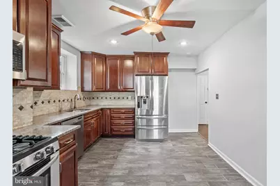 300 E Township Line Road, Havertown, PA 19083 - Photo 16