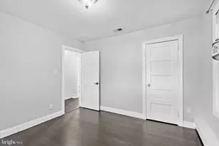 300 E Township Line Rd, Havertown, PA 19083 - Photo 22