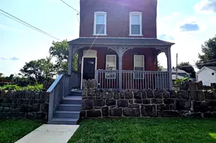 220 Irving St, Trainer, PA 19061 - Photo 2