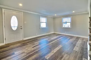 40 Neeld Ln, Aston, PA 19014 - Photo 4