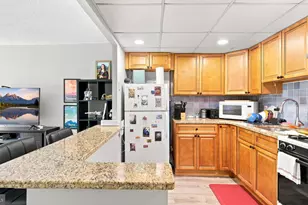 801 Yale Ave, Swarthmore, PA 19081 - Photo 2