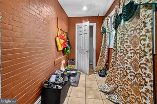 404 S 3rd St, Darby, PA 19023 - Photo 28