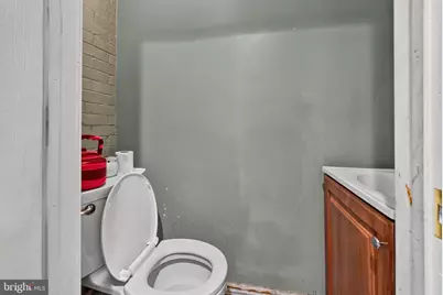 404 S 3rd Street, Darby, PA 19023 - Photo 20