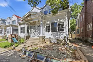 412 E 20th St, Chester, PA 19013 - Photo 1