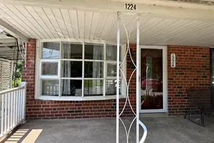 1224 Eddystone Ave, Crum Lynne, PA 19022 - Photo 2