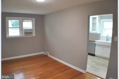 1313 Langley Street, Trainer, PA 19061 - Photo 6
