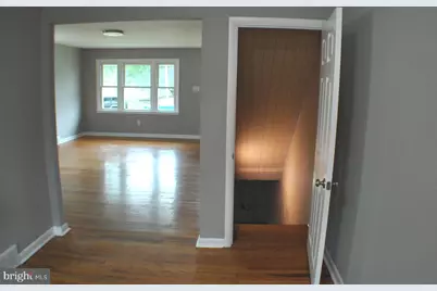 1313 Langley Street, Trainer, PA 19061 - Photo 8