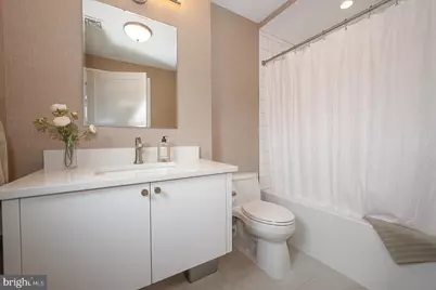 427 E Lancaster Avenue #1301, Wayne, PA 19087 - Photo 32