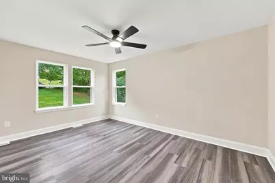6 Red Hill Road, Aston, PA 19014 - Photo 12