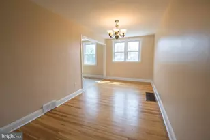 715 W Oakwood Dr, Glenolden, PA 19036 - Photo 8