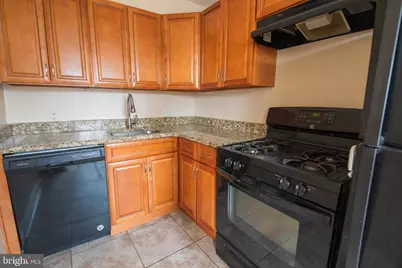715 W Oakwood Drive, Glenolden, PA 19036 - Photo 12