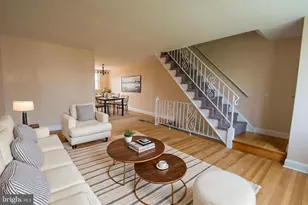 715 W Oakwood Dr, Glenolden, PA 19036 - Photo 1