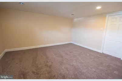 715 W Oakwood Drive, Glenolden, PA 19036 - Photo 32