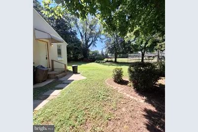 706 Lansing Court, Wallingford, PA 19086 - Photo 16