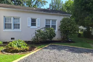 706 Lansing Ct, Wallingford, PA 19086 - Photo 1