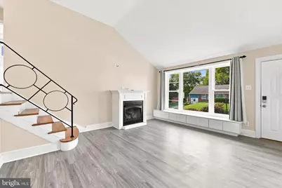 2211 Rhonda Road, Broomall, PA 19008 - Photo 6