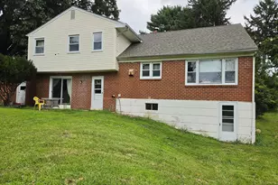 405 Hempstead Cir, Newtown Square, PA 19073 - Photo 6
