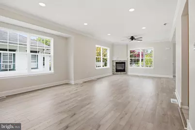 924 7th Avenue, Prospect Park, PA 19076 - Photo 8