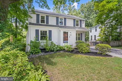 238 Barcladen Circle, Bryn Mawr, PA 19010 - Photo 2