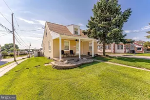 54 Fairview Ave, Clifton Heights, PA 19018 - Photo 1