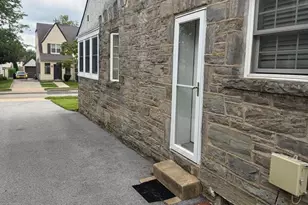 1044 Lindale Ave, Drexel Hill, PA 19026 - Photo 6