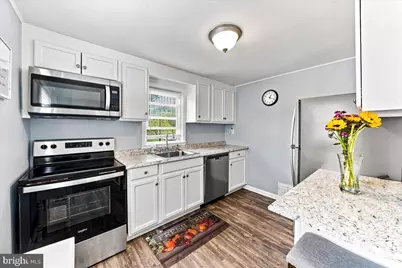 2 Sheridan Lane, Aston, PA 19014 - Photo 8