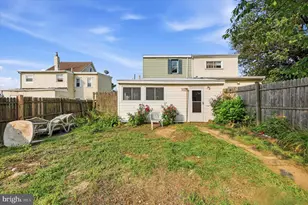 219 Irving St, Marcus Hook, PA 19061 - Photo 1