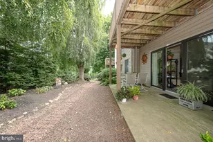 1102 Pritchard Pl, Newtown Square, PA 19073 - Photo 18