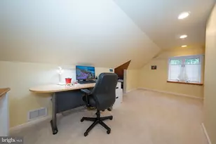 646 Beechwood Dr, Havertown, PA 19083 - Photo 32