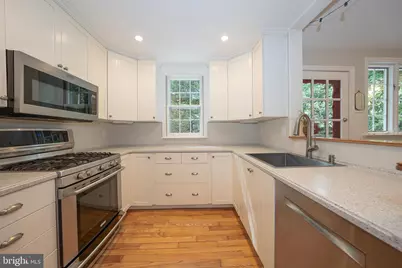 646 Beechwood Drive, Havertown, PA 19083 - Photo 12