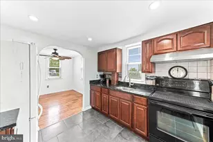 321 Jansen Ave, Essington, PA 19029 - Photo 10