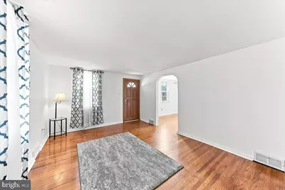 321 Jansen Avenue, Essington, PA 19029 - Photo 6