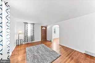 321 Jansen Ave, Essington, PA 19029 - Photo 6