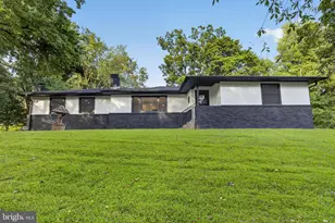 1 Summit Ave, Chadds Ford, PA 19317 - Photo 1