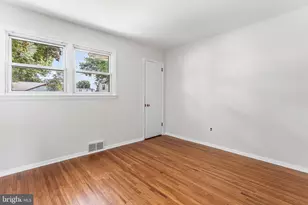 132 Edgewood Ln, Brookhaven, PA 19015 - Photo 10