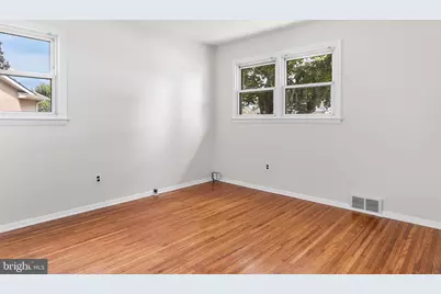 132 Edgewood Lane, Brookhaven, PA 19015 - Photo 12