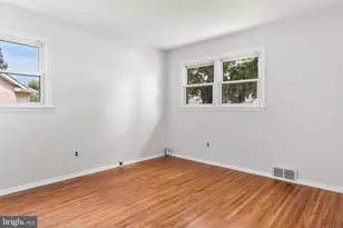 132 Edgewood Ln, Brookhaven, PA 19015 - Photo 12