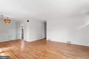 132 Edgewood Ln, Brookhaven, PA 19015 - Photo 6