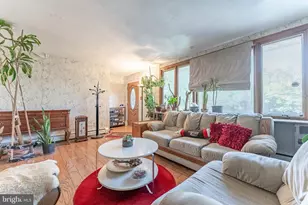2135 Maclarie Ln, Broomall, PA 19008 - Photo 8