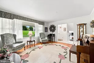2541 N Feathering Ln, Media, PA 19063 - Photo 8