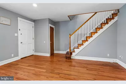 7046 Clover Lane, Upper Darby, PA 19082 - Photo 4
